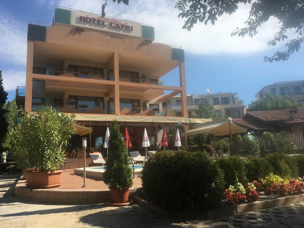 נסבר Hotel Capri מראה חיצוני תמונה